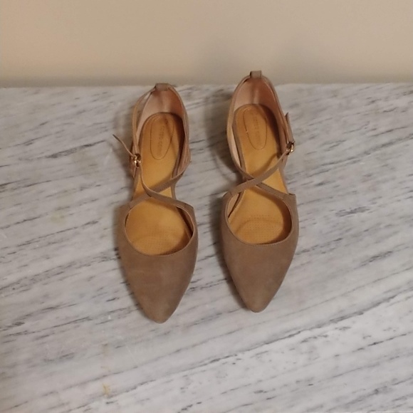 Toupe Strappy Flats - Picture 1 of 2
